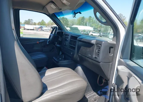 2010 GMC Savana 2500 Work Van z USA, uszkodzony, nr VIN 1GTZGFBA5A1101073